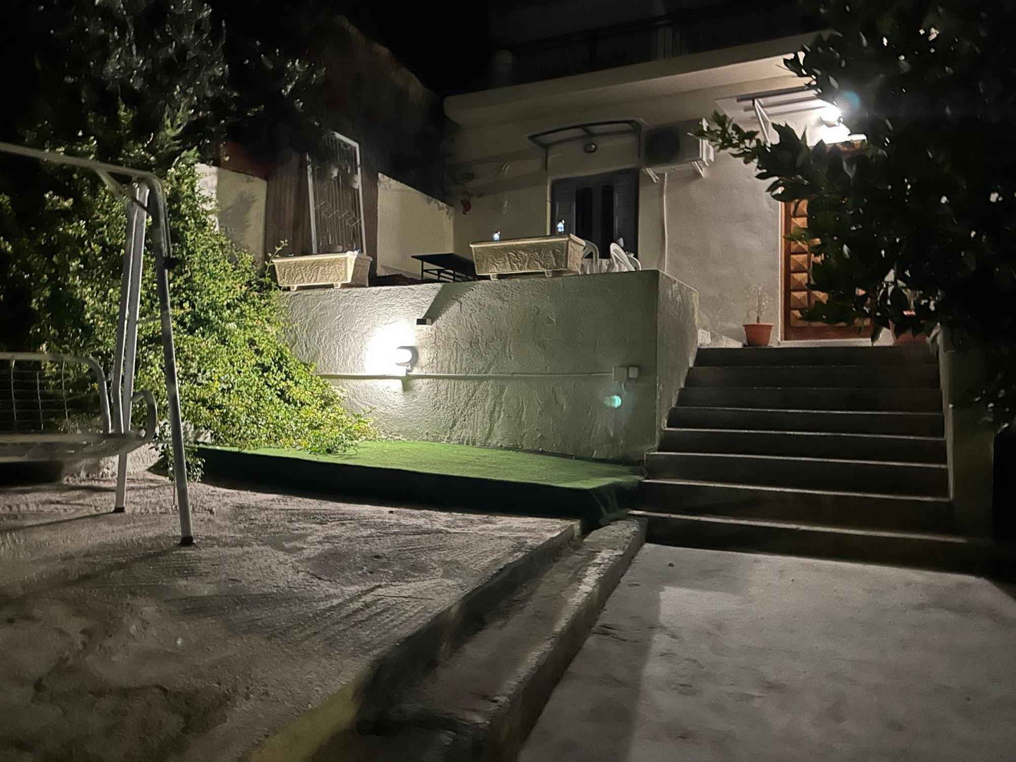 Lemonia Daire Mégara Dış mekan fotoğraf